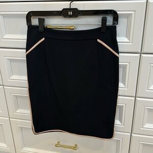 NWOT Ted Baker Ommbi Skirt